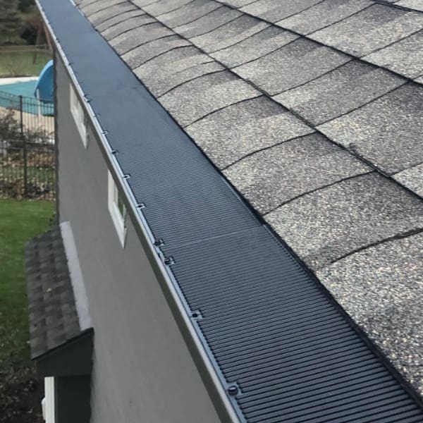 Raindrop gutter protection system