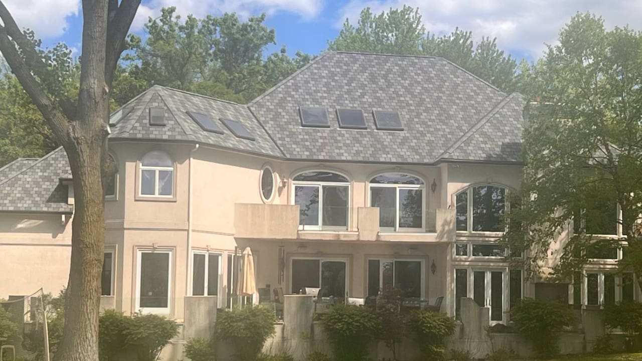 Specialty Roofing in Mchenry County Custom Roofing Experts in Crystal Lake and Mchenry County. This house has a new IKO Roofing.
