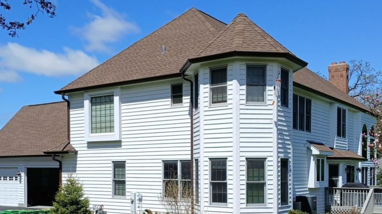 Aluminum Seamless Gutters - Musket Brown Aluminum Seamless Gutters - Musket Brown