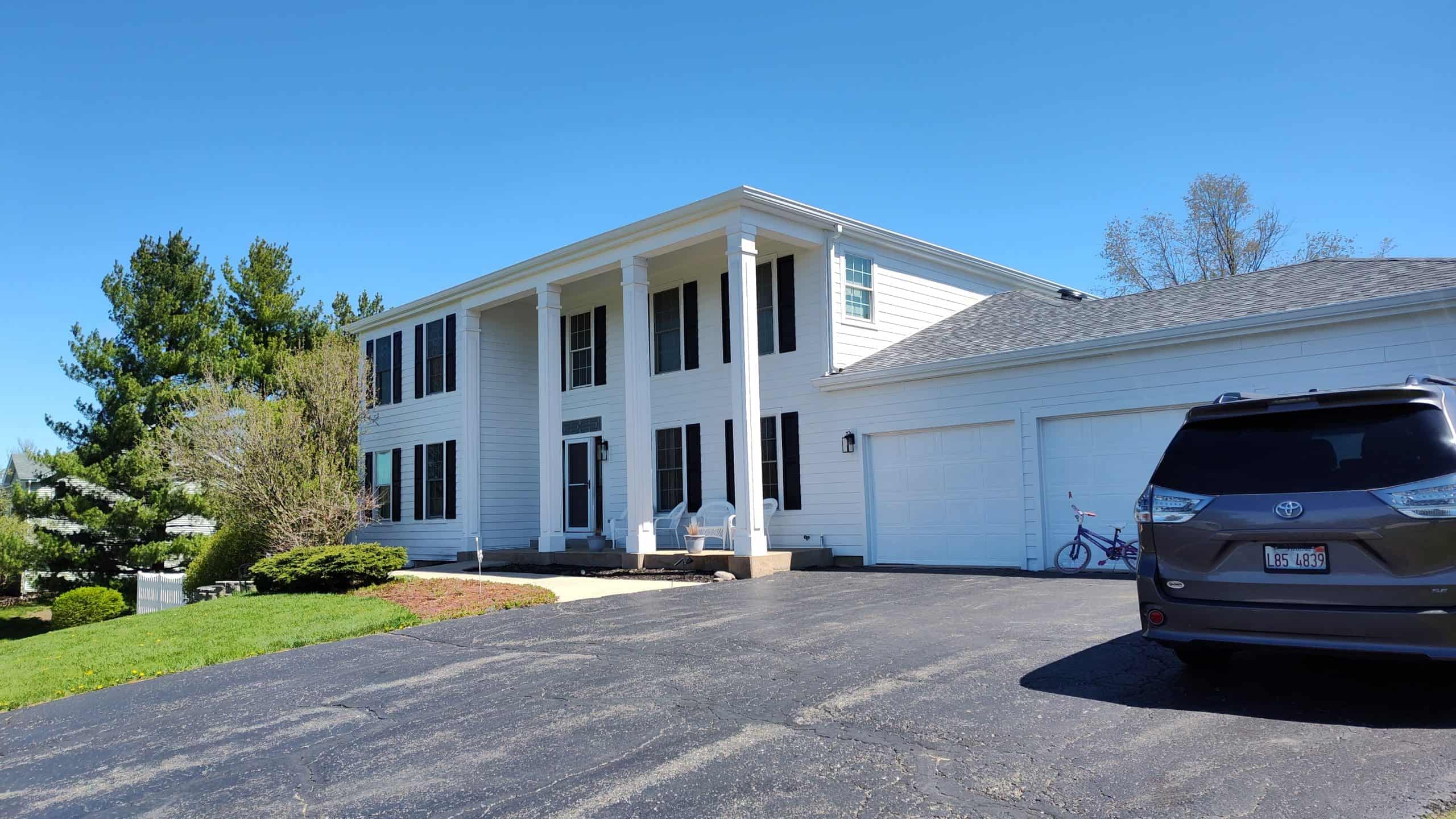 LP SmartSide Shakes with ExpertFinish color